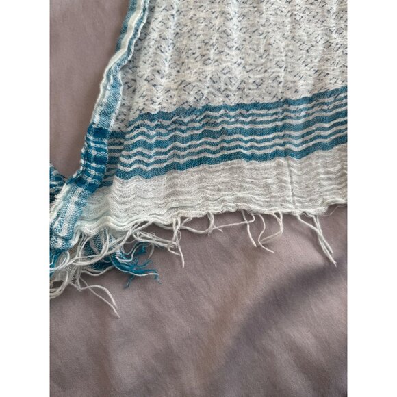 Lightweight Woven Blue & White Scarf With Fringed Edges - Picture 3 of 7